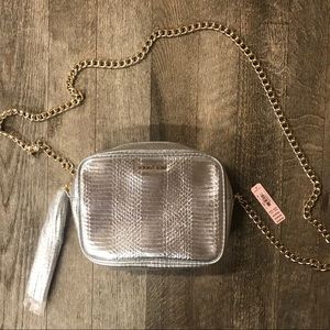 NWT Victoria’s Secret Silver Chain Crossbody Bag